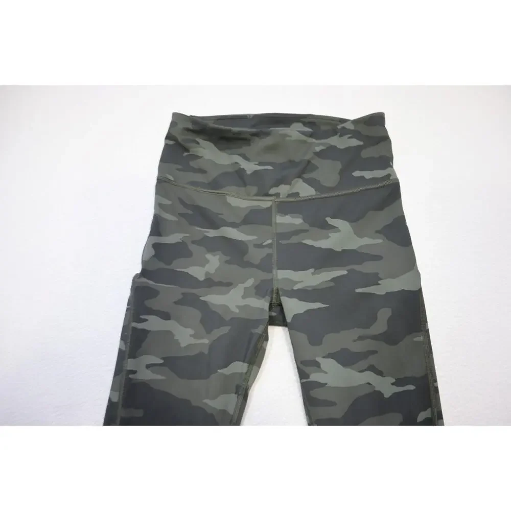 Athleta Ultimate 7/8 Tight Camo Compression Legging Performance Womens XS XSMALL